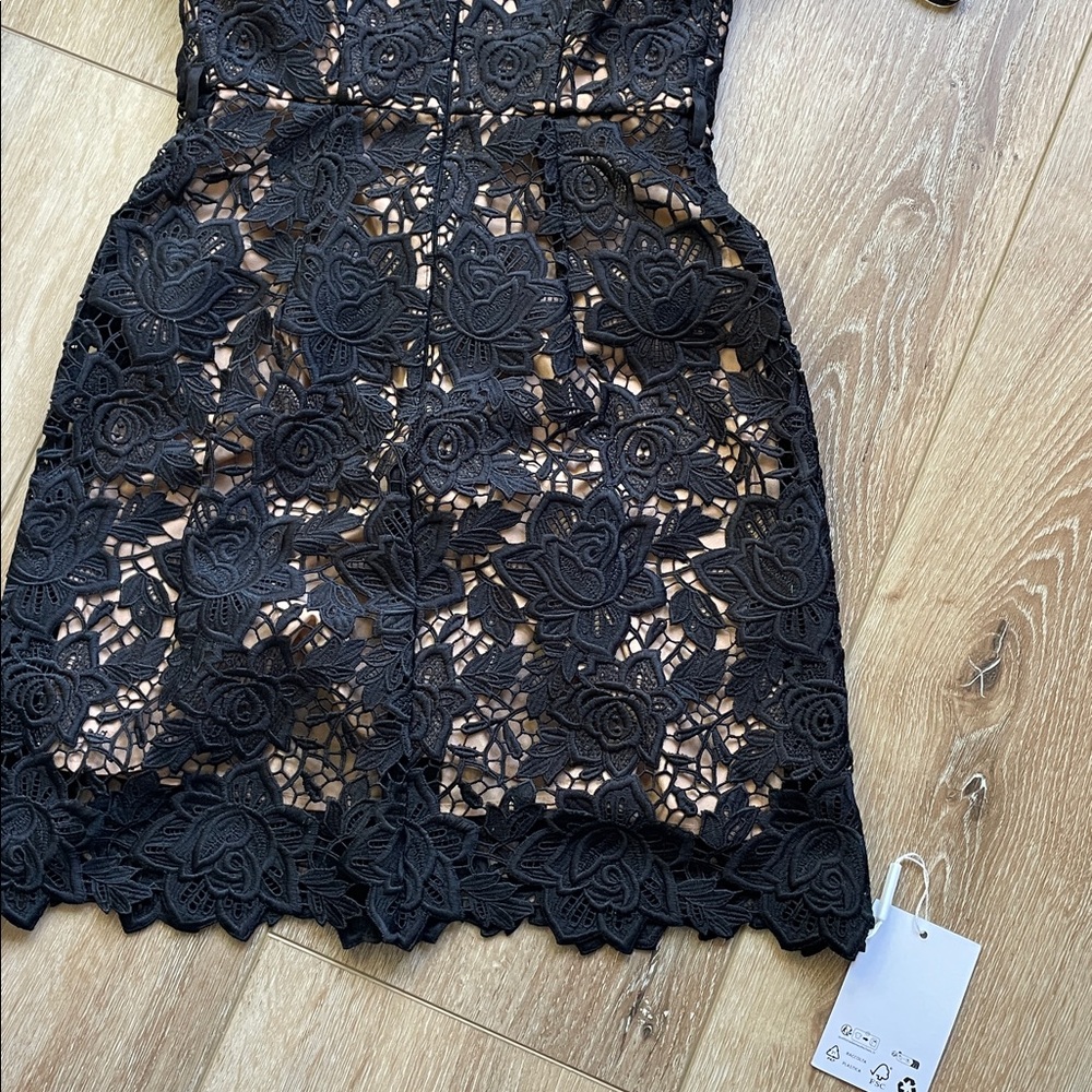 Self-Portrait Black Floral Lace Mini Dress with Statement Buttons. NWT! - Picture 10 of 16